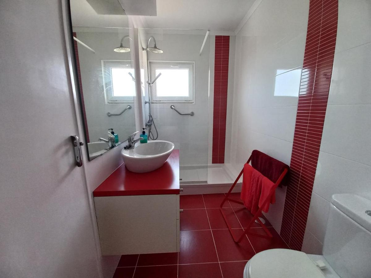 Casa Do Portao Azul - Tamboril Apartment Atouguia Da Baleia Ngoại thất bức ảnh